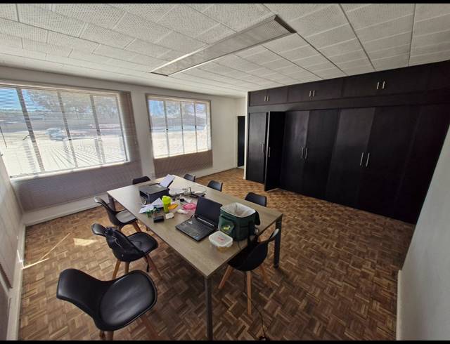 12,000M² WAREHOUSE TO LET IN GERMISTON CENTRAL